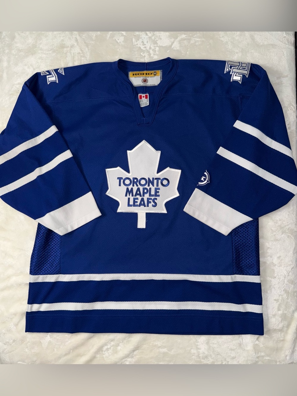 Toronto Maple Leafs Blue Hockey Jersey - Classic Team Crest